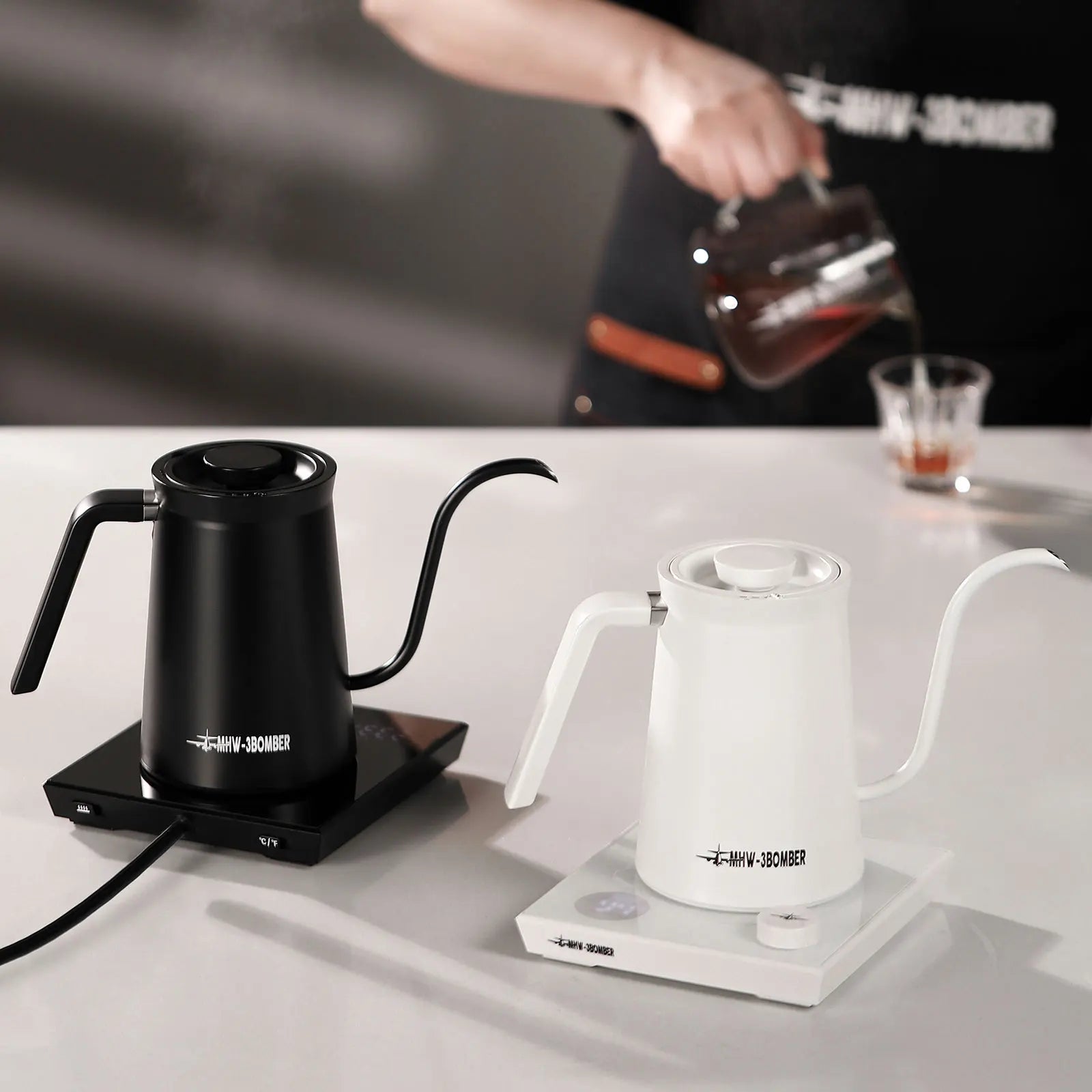 MHW-3BOMBER Smart Electric Gooseneck Kettle – Precise Temperature Control (40–95°C) for Pour Over Coffee | 600ml Barista Kettle